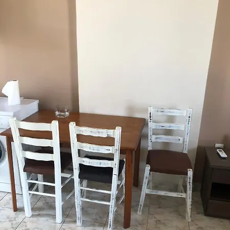 Holiday home στούντιο στην παραλία της καλαμάτας Kalamata