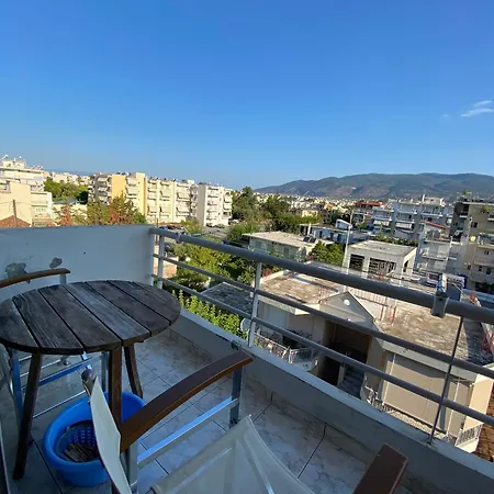 στούντιο στην παραλία της καλαμάτας